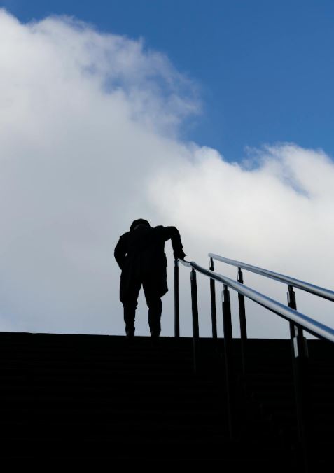 길랭 바레 증후군의 원인과 5가지 전조 증상 및 취약 그룹과 위험성 및 치료와 관리 방법